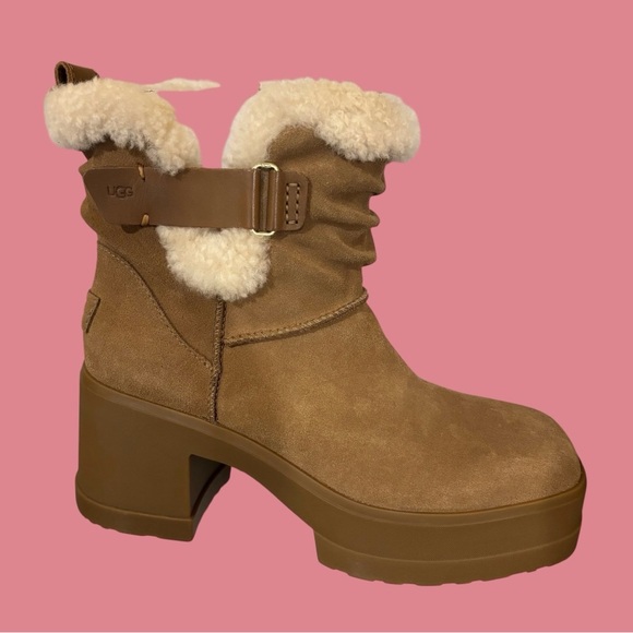 UGG—Moxy Pull-On- Chesnut - Picture 3 of 6